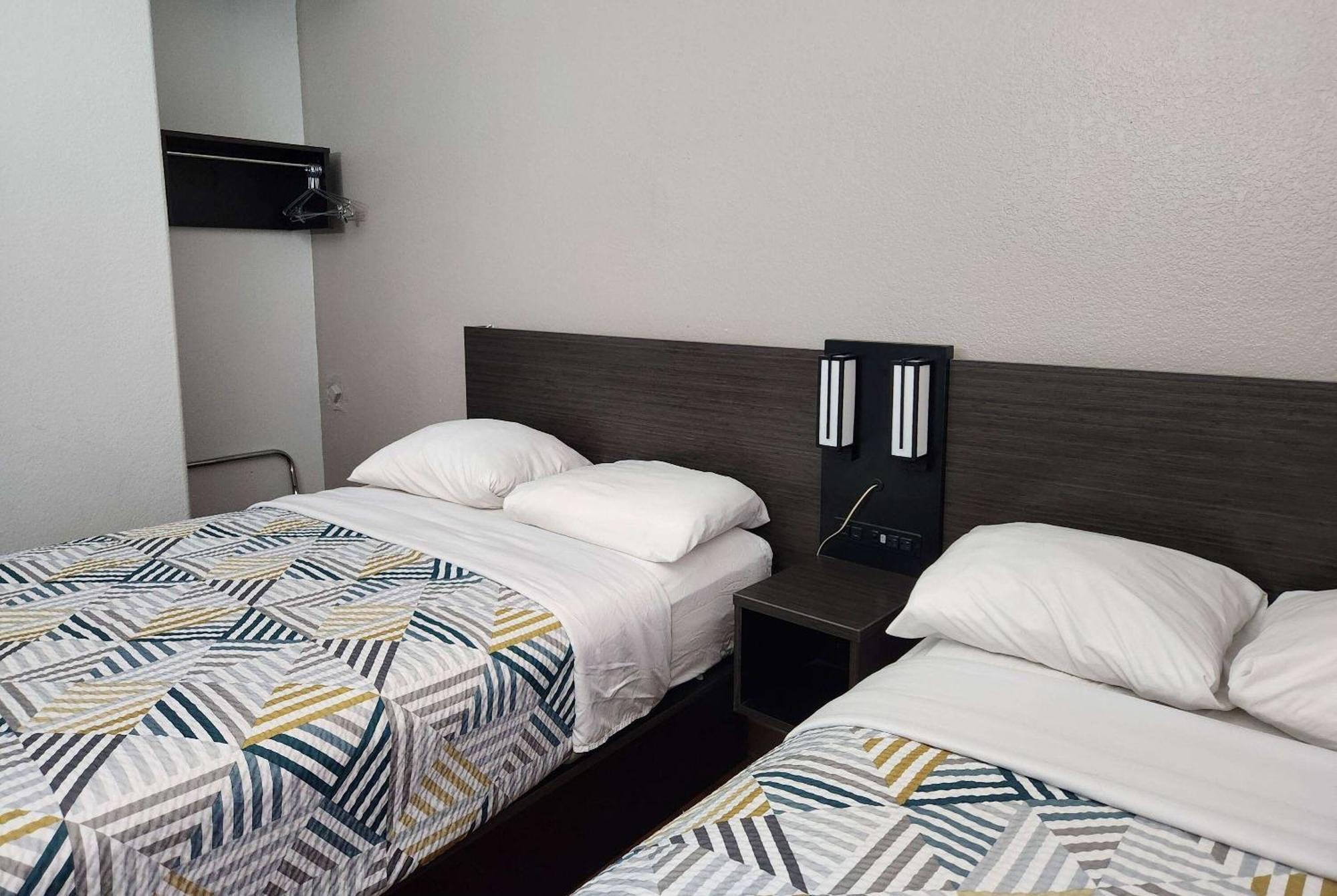 Baymont By Wyndham San Antonio Airport Hotel Екстериор снимка