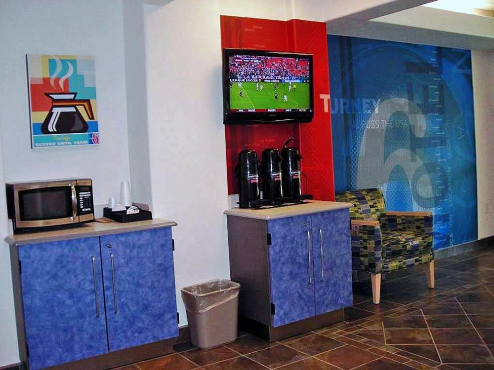 Baymont By Wyndham San Antonio Airport Hotel Ресторант снимка